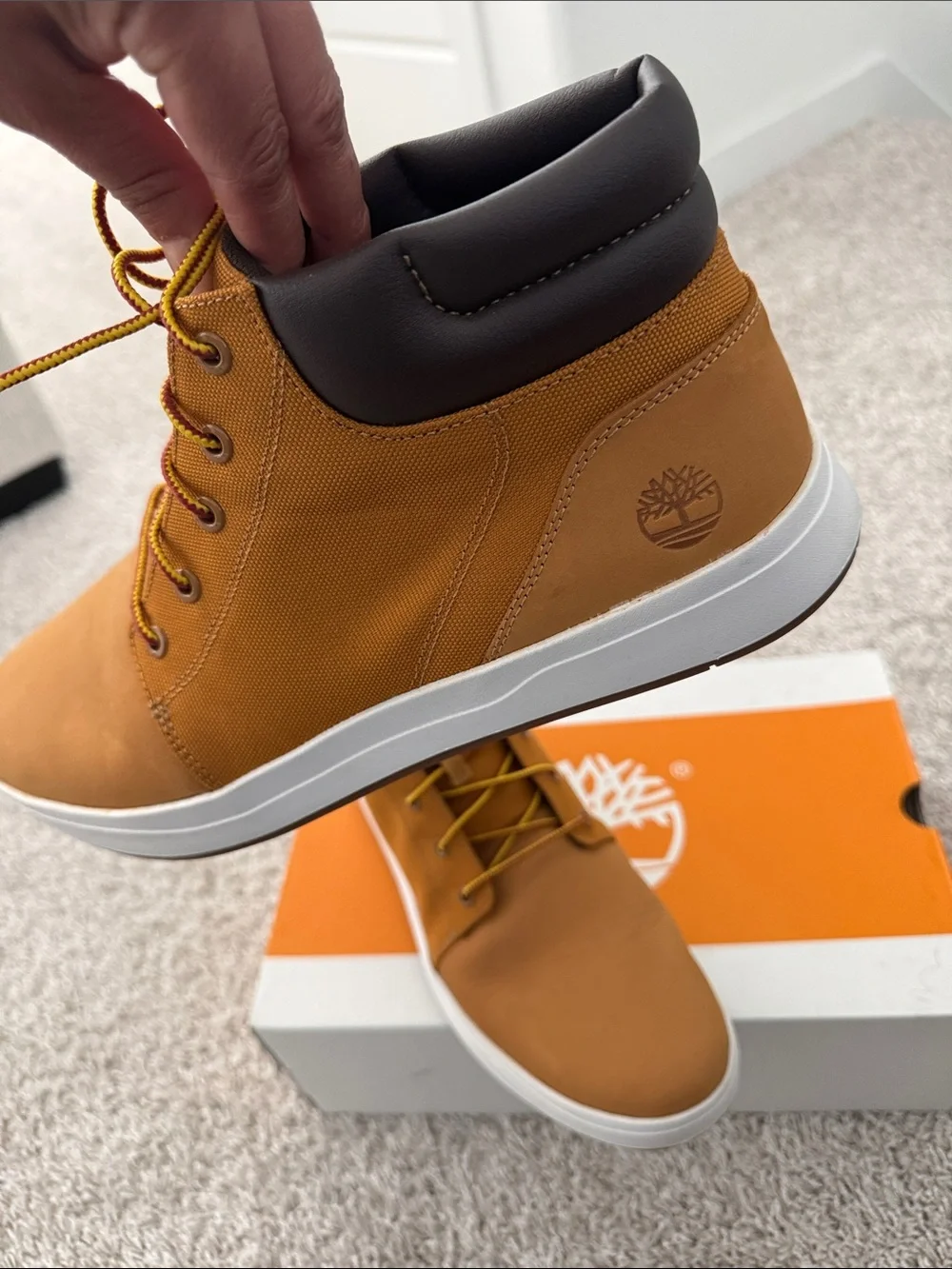 Timberland Tan/Brown Chukka Boots with White Sole